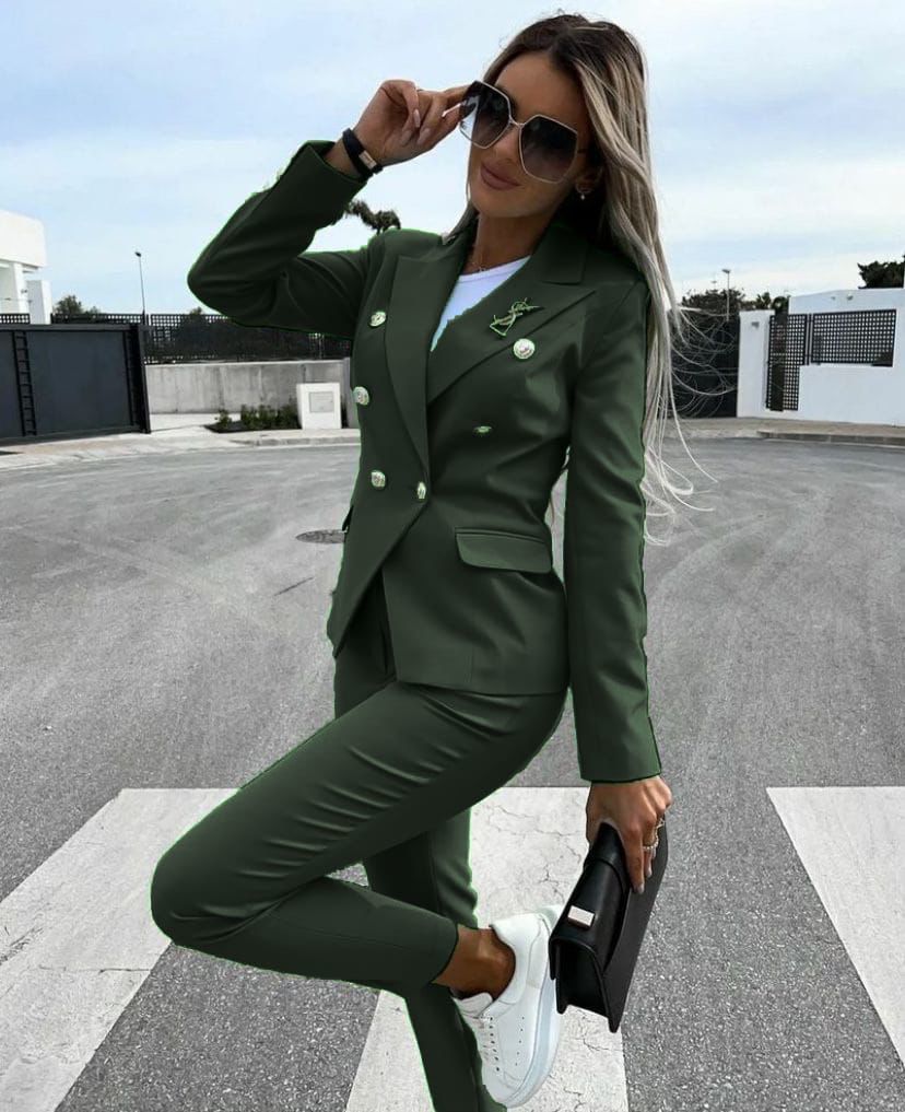 Alessia™ | Elegant Tailored Suit