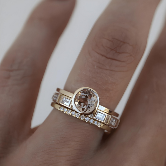 Zina™ Elegant Inlaid Crystal Gold Ring